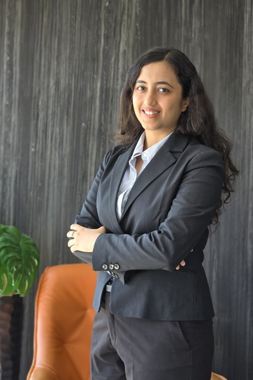 Saloni Hemnani